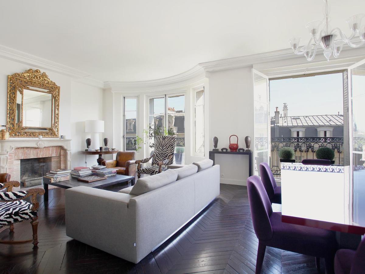 Outstanding 2 Bedrooms With A Terrific Eiffel Tower View Parijs Buitenkant foto